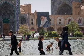 Iran-Moharram, Daily Life In Isfahan On Ashura