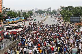 Bangladesh opposition holds protests to demand resignation of PM