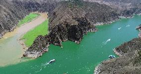 The Green Tao River And The Yellow River Meet in the Liujiaxia Reservoir Area