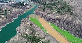 The Green Tao River And The Yellow River Meet in the Liujiaxia Reservoir Area