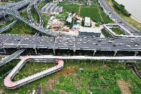Jiupao Bridge Slow Traffic System in Hangzhou, China