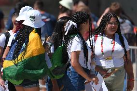 Youngsters Gather Ahead Of World Youth Day - Fatima