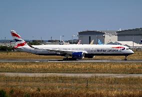 Second Test Flight Of British Airways Airbus A350-1041 At Toulouse Blagnac Airport