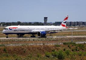 Second Test Flight Of British Airways Airbus A350-1041 At Toulouse Blagnac Airport