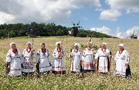 Ukrainian Bread Festival at Pyrohiv Museum