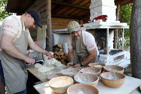 Ukrainian Bread Festival at Pyrohiv Museum