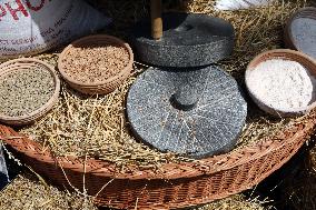 Ukrainian Bread Festival at Pyrohiv Museum