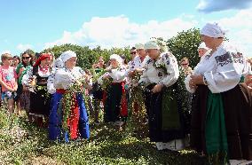 Ukrainian Bread Festival at Pyrohiv Museum