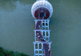 China North-South Geographical Demarcation Sculpture