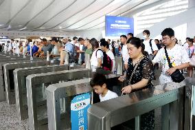 China H1 Business Passenger Traffic Growth