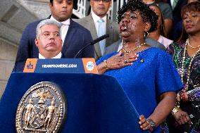 New York Governor Hochul And NYC Mayor Adams Make A Gun Violence Announcement