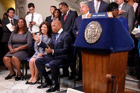 New York Governor Hochul And NYC Mayor Adams Make A Gun Violence Announcement