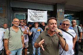 Citizen's Income Revocation Protest - Naples