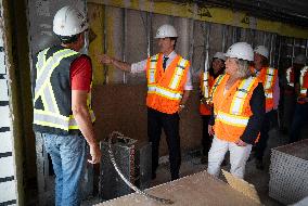 PM Trudeau Visits An Apartment Complex - Hamilton