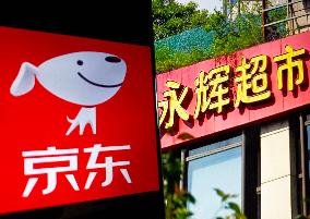 Illustration JD.com Acquire Yonghui Supermarket