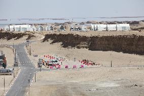 China Only Five-star Luxury Hotel Built on The Gobi Yadan Landform