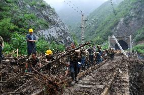 CHINA-BEIJING-MENTOUGOU-FLOOD-RESCUE (CN)