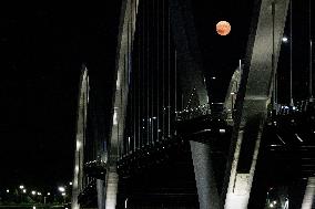 Sturgeon Supermoon Rises Over DC