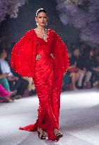 INDIA-NEW DELHI-FASHION SHOW-FDCI INDIA COUTURE WEEK