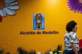 Medellin's Vasquez Building Fillied with Flowers for 'Feria de las Flores'