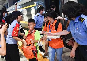 CHINA-BEIJING-MENTOUGOU-TRAPPED PASSENGERS-TRANSFER (CN)