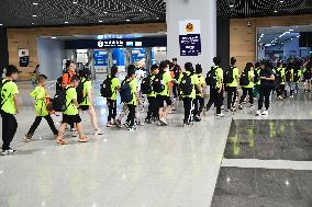 CHINA-BEIJING-MENTOUGOU-TRAPPED PASSENGERS-TRANSFER (CN)