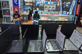 Sales Of Laptops In Indonesia