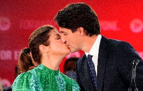 Justin Trudeau And Sophie Gregoire Trudeau Announce Separation