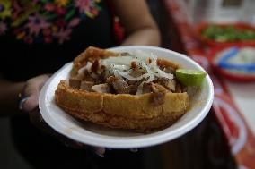 MEXICO-MEXICO CITY-TORTA FAIR