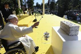 Pope Francis Meets Students - Lisbon