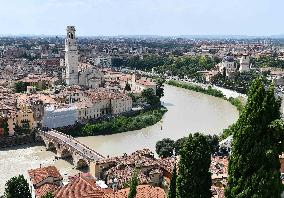 ITALY-VERONA-CITY VIEW