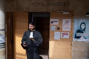 Policeman Accused Of Violence Kept In Custody - Aix-en-Provence