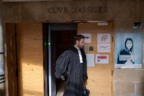 Policeman Accused Of Violence Kept In Custody - Aix-en-Provence