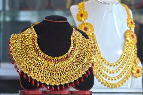 BANGLADESH-SAVAR-HANDCRAFTED JEWELLERY