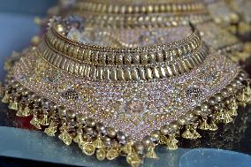 BANGLADESH-SAVAR-HANDCRAFTED JEWELLERY