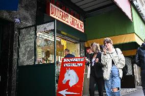 Personalities Sign A Forum To Ban Horse Meat - Paris