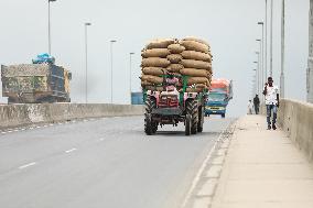 Unloading Rice - Bangladesh