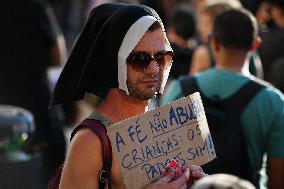 Protest Against World Youth Day - Lisbon