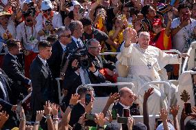 Pope Francis Celebrates The Way of the Cross - Lisbon