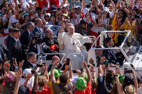 Pope Francis Celebrates The Way of the Cross - Lisbon