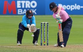 Essex Women v Middlesex Women - London Championship 50-over