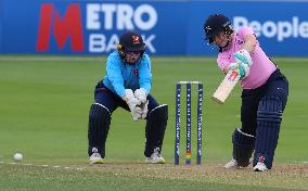 Essex Women v Middlesex Women - London Championship 50-over