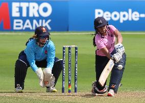 Essex Women v Middlesex Women - London Championship 50-over