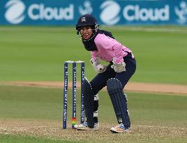 Essex Women v Middlesex Women - London Championship 50-over