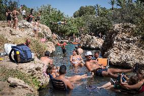 ISRAEL-BEIT SHE'AN-NATIONAL PARK-HOT WEATHER
