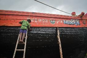 Daily Life In Fraserganj Fishing Harbour, West Bengal, India