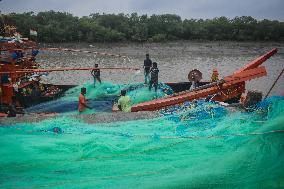 Daily Life In Fraserganj Fishing Harbour, West Bengal, India