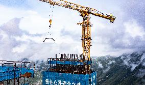 CHINA-GUIZHOU-HUAJIANG GRAND CANYON BRIDGE-CONSTRUCTION (CN)