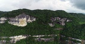Jinfo Mountain Cliff Walkway in Chongqing