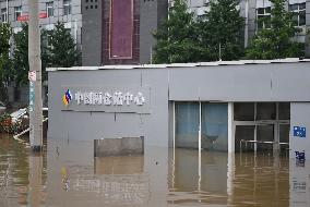 CHINA-HEBEI-ZHUOZHOU-FLOOD-BOOKS (CN)